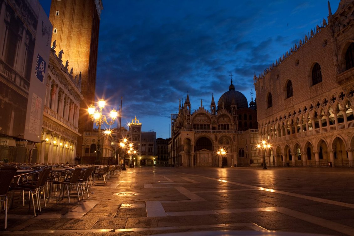 Which are the top ten tourist monuments in Venice?