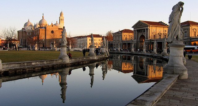 What are the 10 locations in Veneto that I should visit?