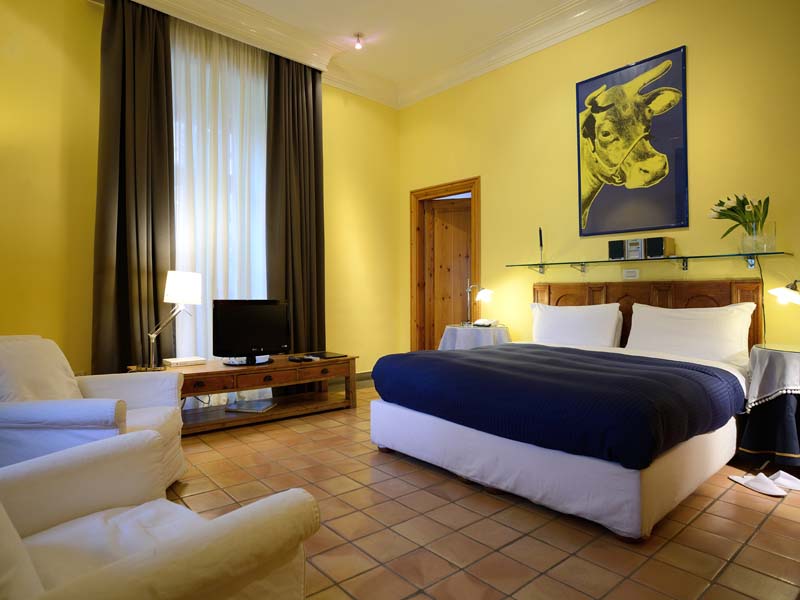 Where to sleep in Taormina?