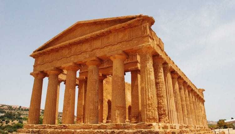 Why visit the Valley of the Temples in Agrigento?