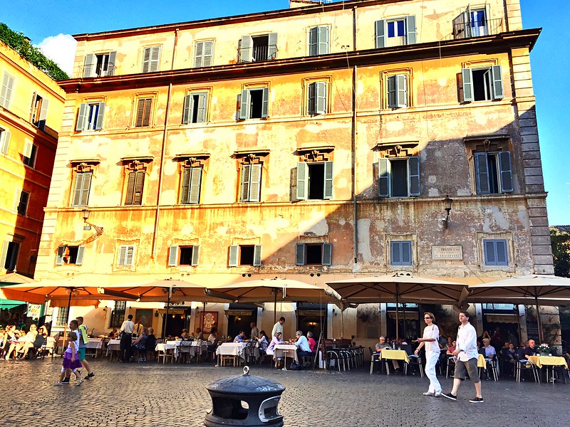 The 10 best restaurants in Trastevere?
