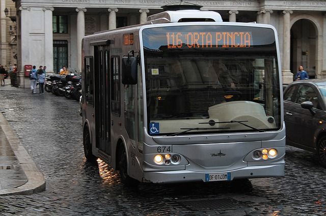 How to get around Rome with public transport?