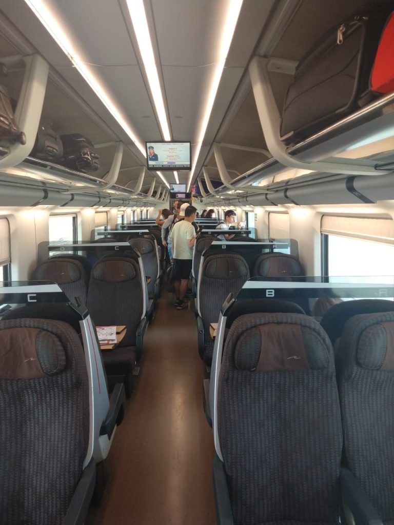 Free baggage allowance on Italians trains everything you need to know!